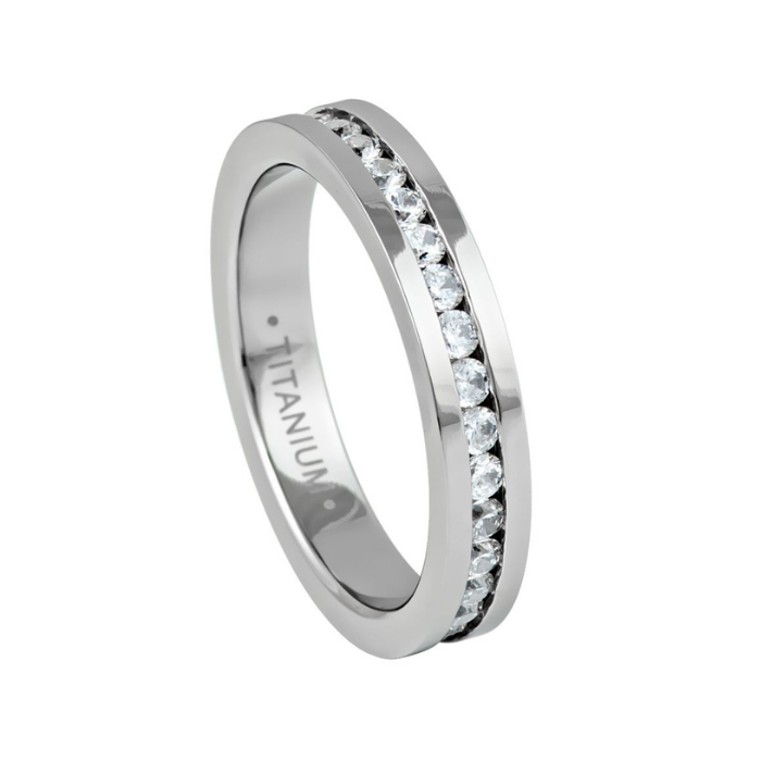 Anillo de Titanio | Elegante y Moderno en Joyería Impegno