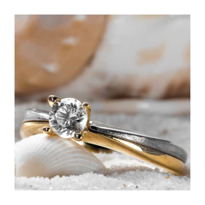 Anillo de compromiso | Elegancia y Brillo en Joyería Impegno