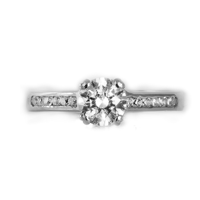 Anillo de compromiso | Elegancia y Brillo en Joyería Impegno