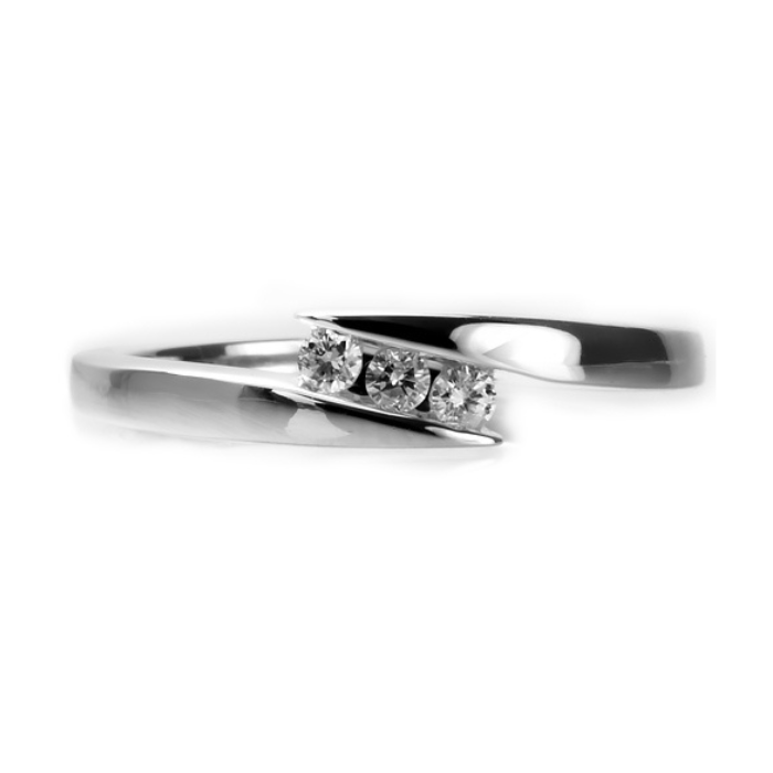 Anillo de compromiso | Elegancia y Brillo en Joyería Impegno