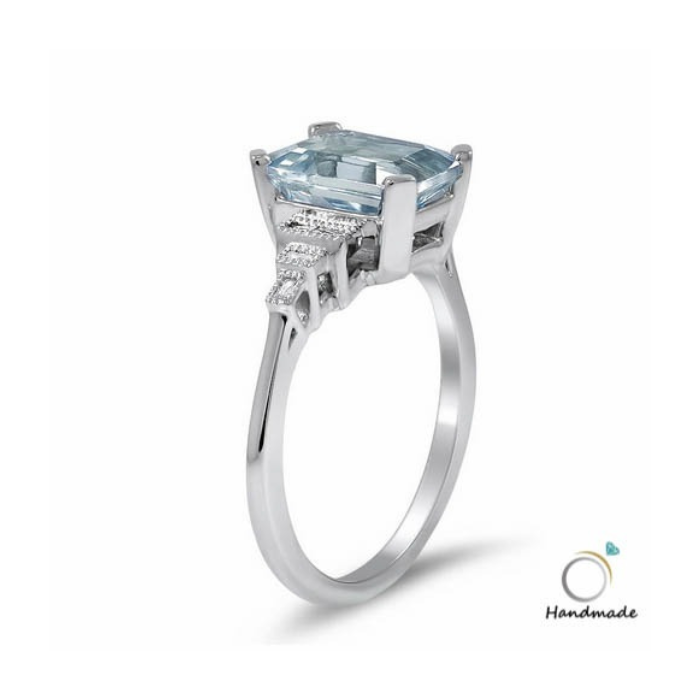 Anillo de compromiso | Elegancia y Brillo en Joyería Impegno