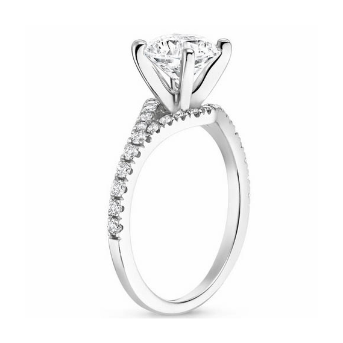 Anillo de compromiso | Elegancia y Brillo en Joyería Impegno
