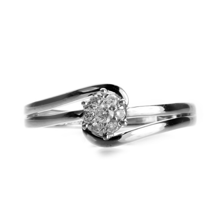 Anillo de compromiso | Elegancia y Brillo en Joyería Impegno