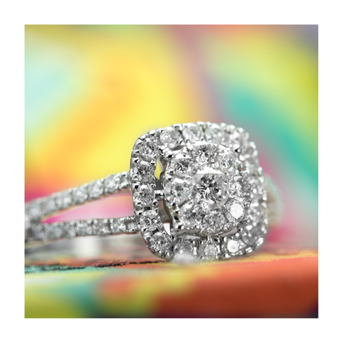 Anillo de compromiso | Elegancia y Brillo en Joyería Impegno