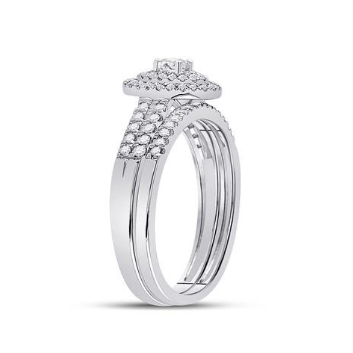 Anillo de compromiso | Elegancia y Brillo en Joyería Impegno