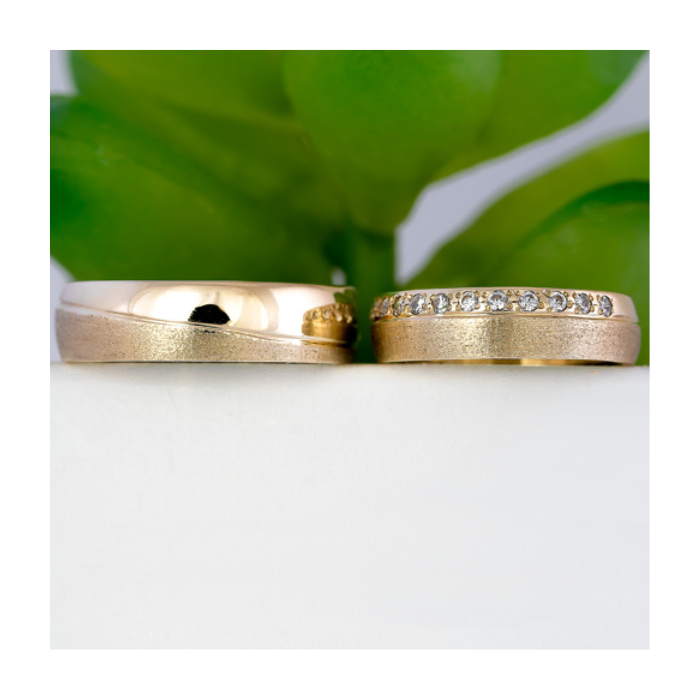 Anillo de Matrimonio | Elegancia y Brillo en Joyería Impegno
