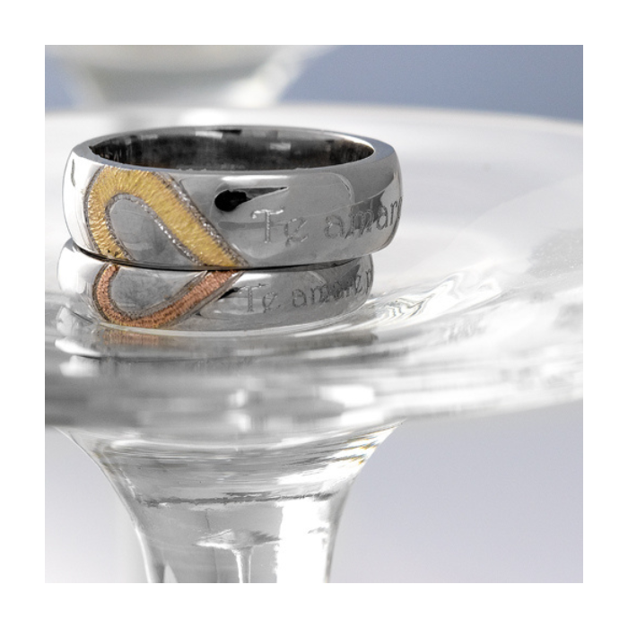 Anillo de Matrimonio | Elegancia y Brillo en Joyería Impegno