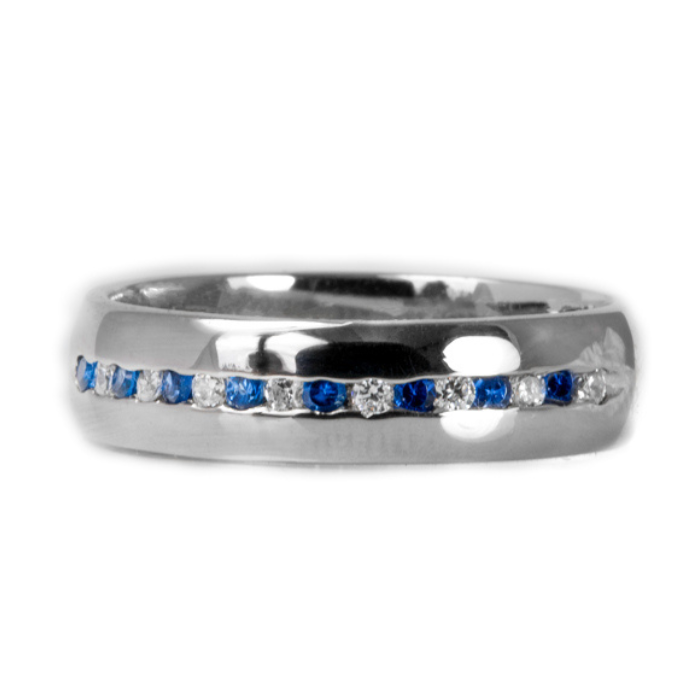 Anillo de Matrimonio | Elegancia y Brillo en Joyería Impegno