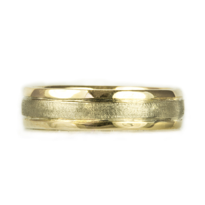 Anillo de Matrimonio | Elegancia y Brillo en Joyería Impegno