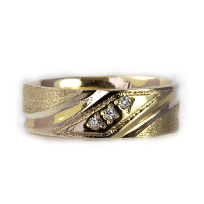 Anillo de Matrimonio | Elegancia y Brillo en Joyería Impegno