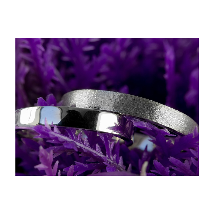 Anillo de Matrimonio | Elegancia y Brillo en Joyería Impegno