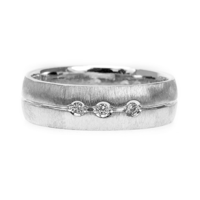 Anillo de Matrimonio | Elegancia y Brillo en Joyería Impegno